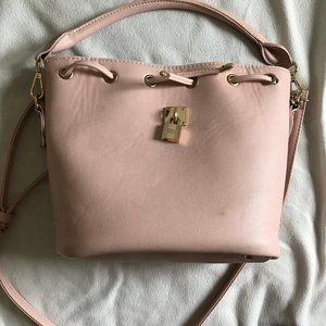 3/$25💎| Pink Bucket Bag